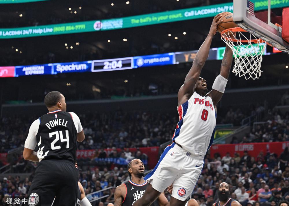 赛场上展露 赛场上展露